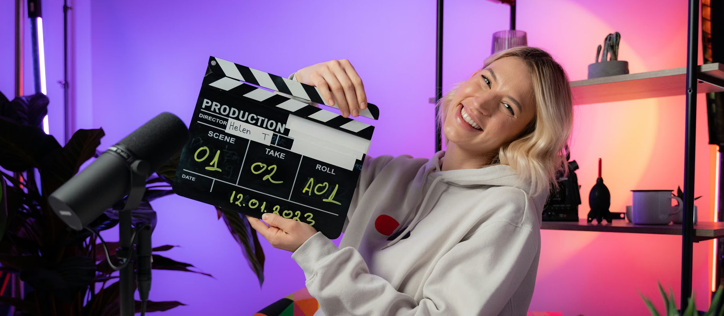 Environnement de post-production de Fieldhouse Media — transcriptions d'interviews et timelines